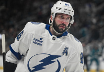 В прошедший игровой день в Национальной хоккейной лиге вновь наиярчайшим образом напомнил о себе российский нападающий клуба «Тампа-Бэй Лайтнинг» Никита Кучеров