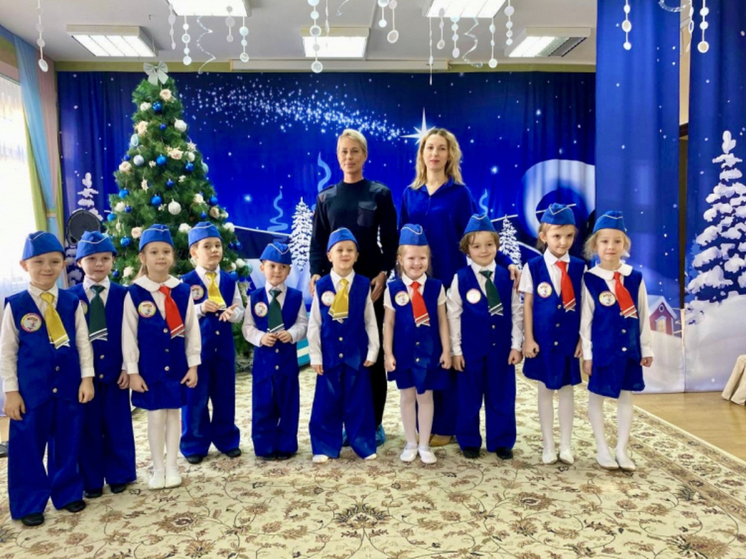 Орловские полицейские учат детей безопасному поведению на дорогах