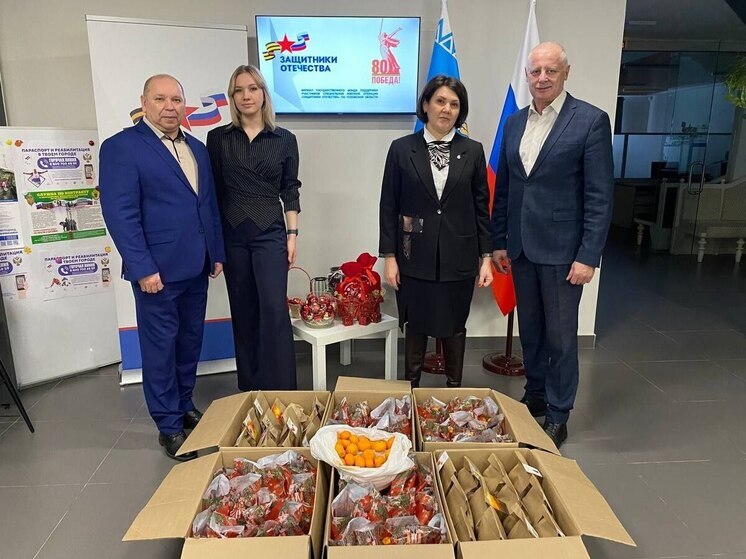 Бойцов СВО, проходящих лечение в госпитале, поздравили с Новым годом