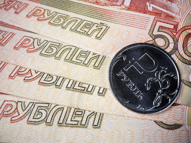 Hh.ru: в 2026 году зарплата вырастет у разработчиков ПО и аналитиков