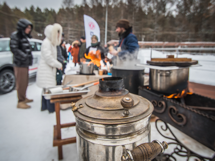 Диетолог Марьяна Джутова рассказала, как с помощью орехов, овсянки и тёмного шоколада поддержать энергию в холодное время года