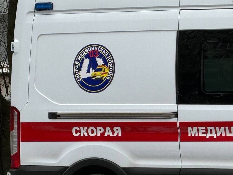 Шестилетнего ребенка забрали с травмами в больницу после ДТП в Ленобласти