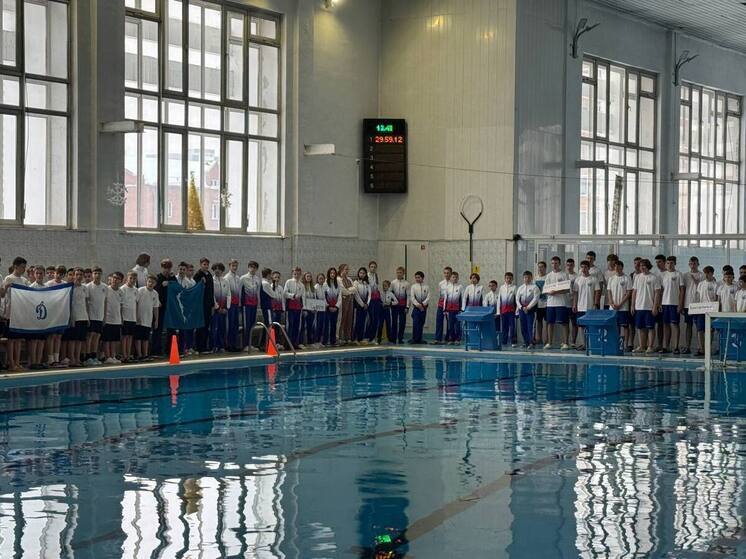 Сахалинские ватерполисты одержали победу на новогоднем турнире в Новосибирске