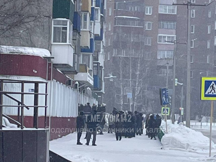 Жители Кузбасса массово пришли в РКЦ в первый рабочий день года