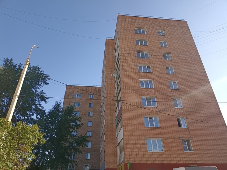 Жительницу Саяногорска несколько месяцев прессовали аферисты, заставляя продать жилье