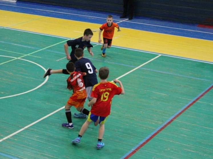 Футбольные баталии на каникулах развернулись в Дубне