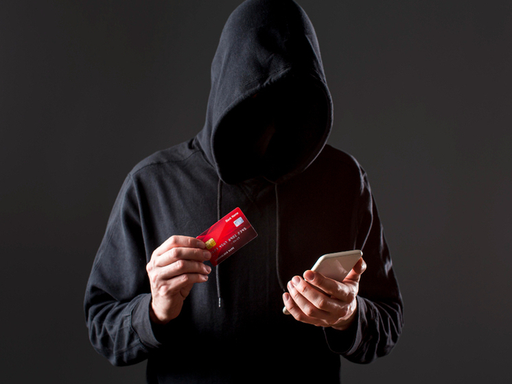 Жительница Башкирии пострадала от мошенников, пытаясь продать коляску