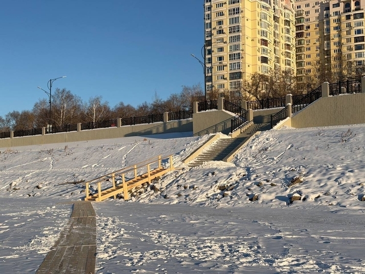 Мэр Благовещенска проверил готовность купелей