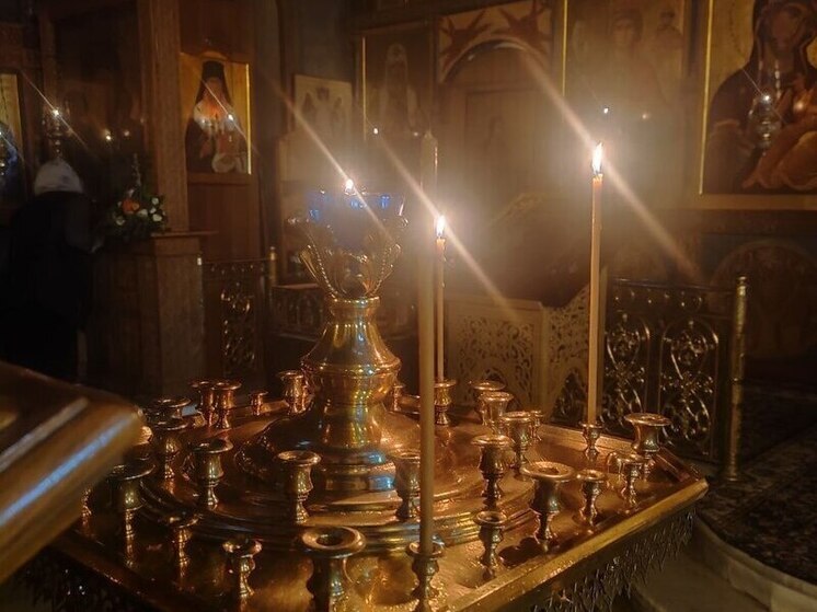 В Светлогорском округе можно посетить рождественские богослужения в храмах