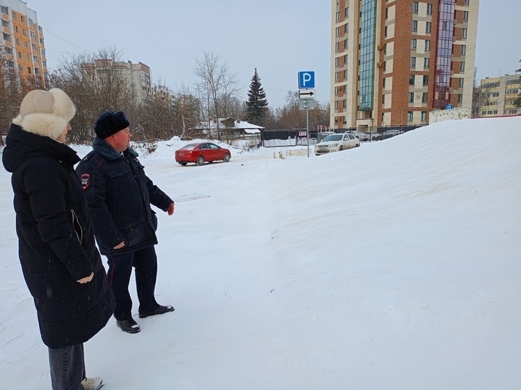 Костромские полицейские ищут и ликвидируют опасные «дикие» горки