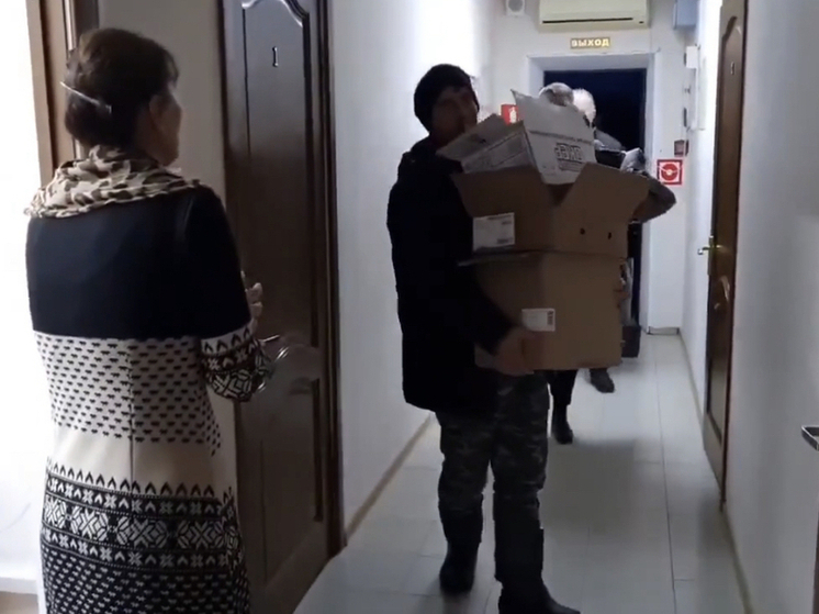 В Белореченском районе жителей эвакуировали после обвала крыш