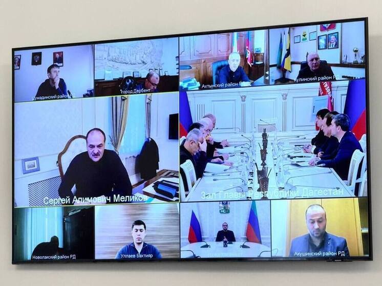 Главе Дагестана доложили о работе коммунальных служб в новогодние каникулы