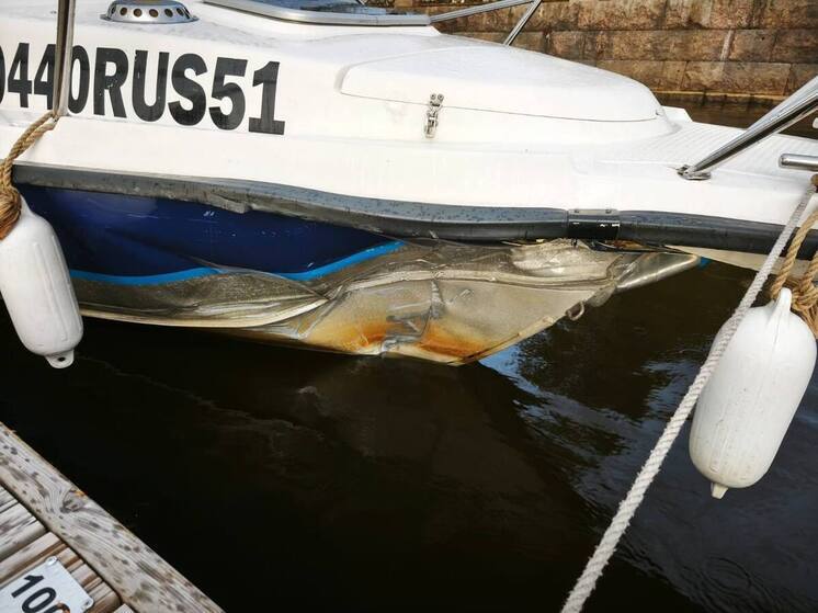 Водителя судна привлекут к ответственности за перевоз петербуржцев без документов