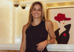 Саккари собралась замуж за сына премьер-министра: фото греческой красавицы-теннисистки