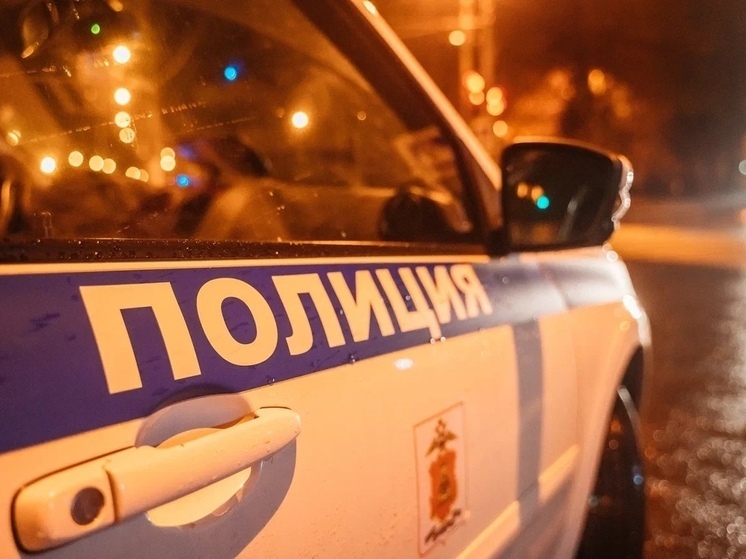 В Тверской области "Лексус" опрокинулся на дороге