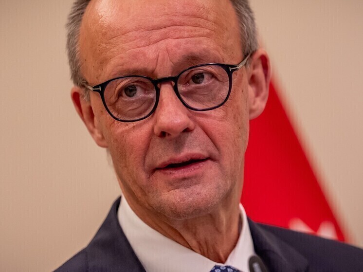 Spiegel: канцлер ФРГ Мерц назвал состояние немецкой экономики критическим