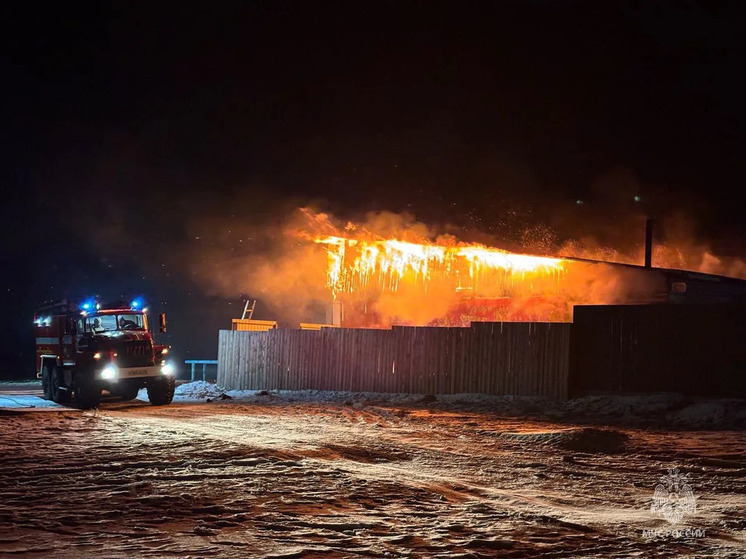 Мужчина получил ожоги при пожаре в магазине в Забайкалье