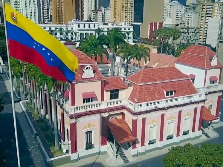 BNO News: у президентского дворца в Каракасе слышны звуки стрельбы