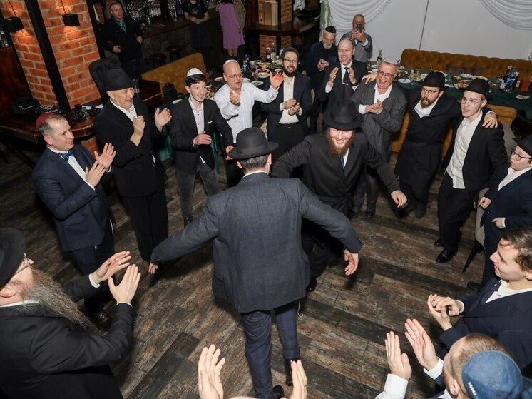 В первые дни нового года в ЕАО сыграли настоящую еврейскую свадьбу
