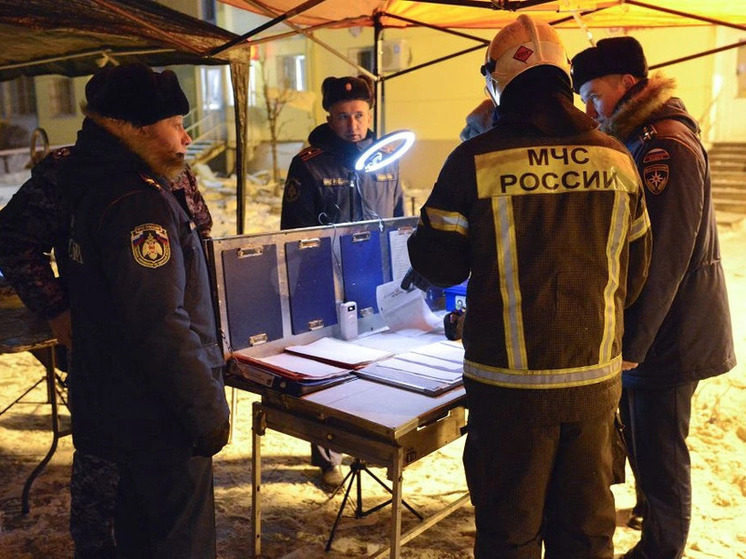 Врио губернатора Виталий Королев прибыл на место происшествия в Твери, где произошло возгорание одной из квартир в ночь на 6 января