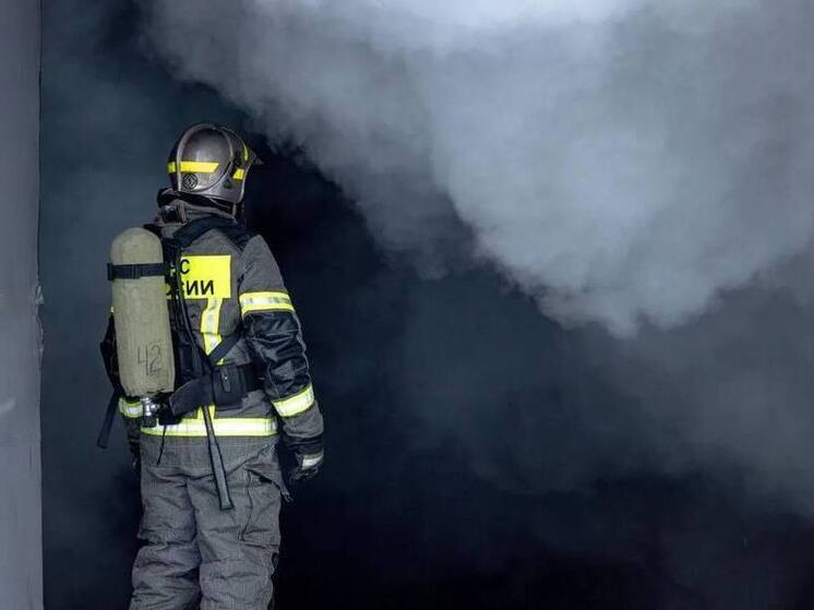 Гостиница загорелась во втором микрорайоне Губкинского