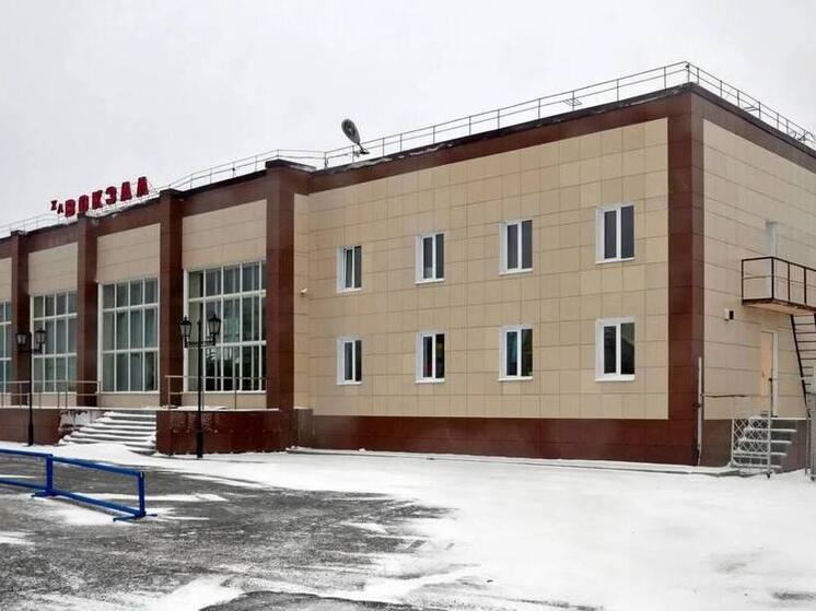 Пассажиры пожаловались на холод в здании вокзала Ноябрьск-2