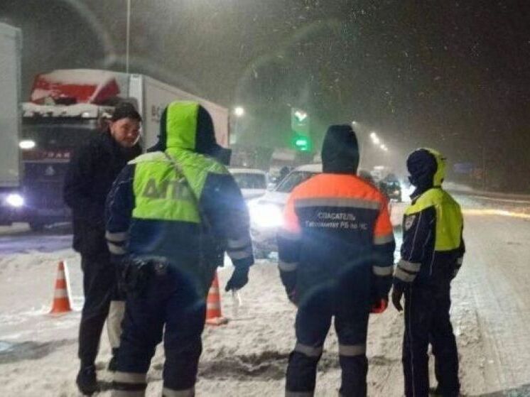 В пункты обогрева на трассах в Башкирии обратились 20 человек