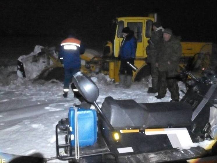 В Саратовской области спасатели применили снегоход
