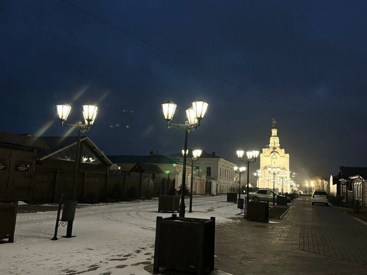 В Улан-Удэ обновили уличное освещение к рождественским праздникам