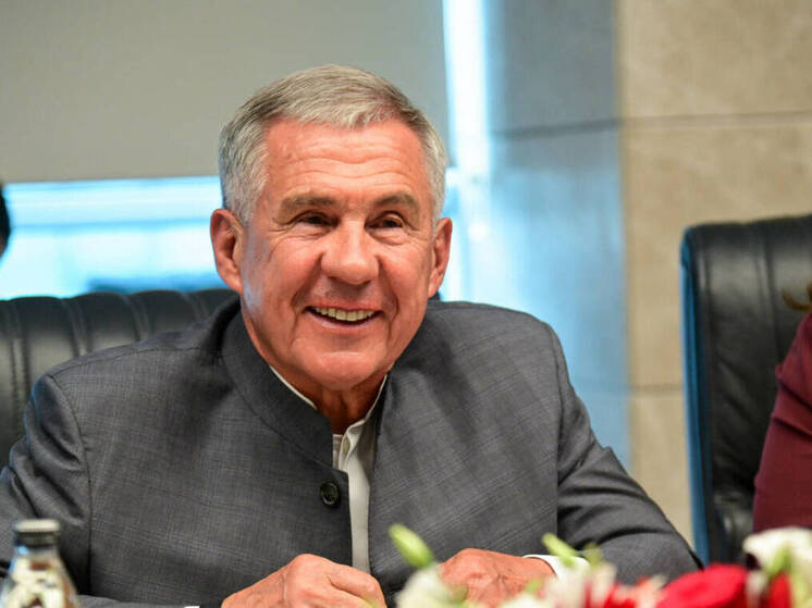 Минниханов поздравил жителей Татарстана с Рождеством