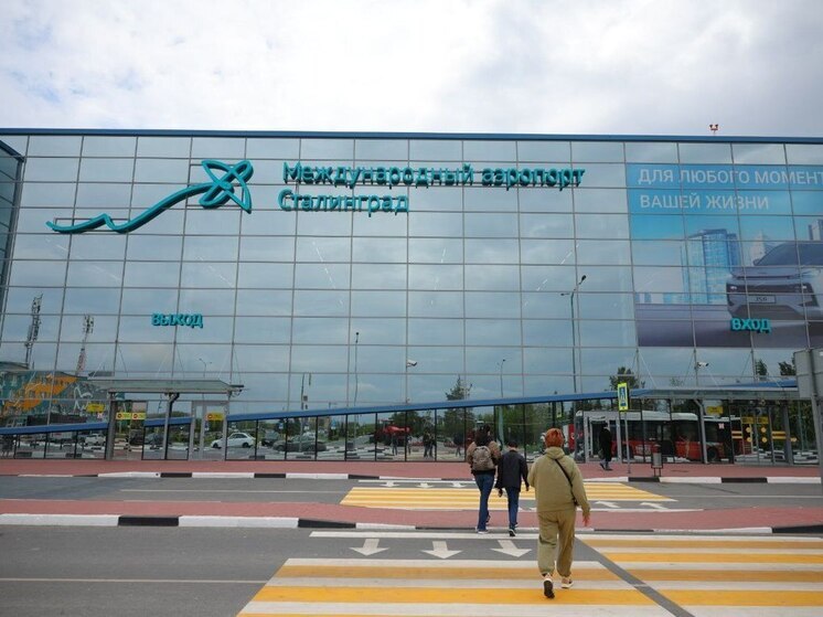 В волгоградском аэропорту из-за ограничений полетов задерживаются 11 рейсов