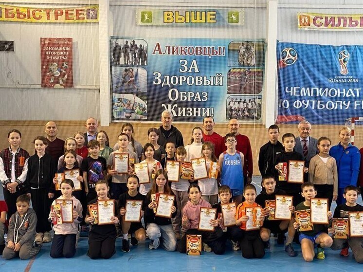 В Аликовском округе прошло первенство по ходьбе на призы Деда Мороза