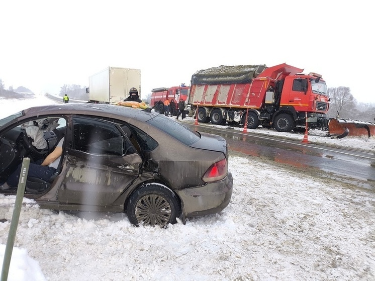 Появились кадры серьезного ДТП в Пензенском районе, унесшего жизнь одного человека