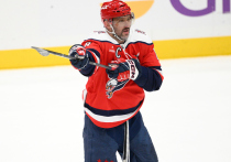 Одно из самых ожидаемых событий в мире игры с клюшкой и шайбой произошло минувшей ночью в столице Соединённых штатов Америки Вашингтоне