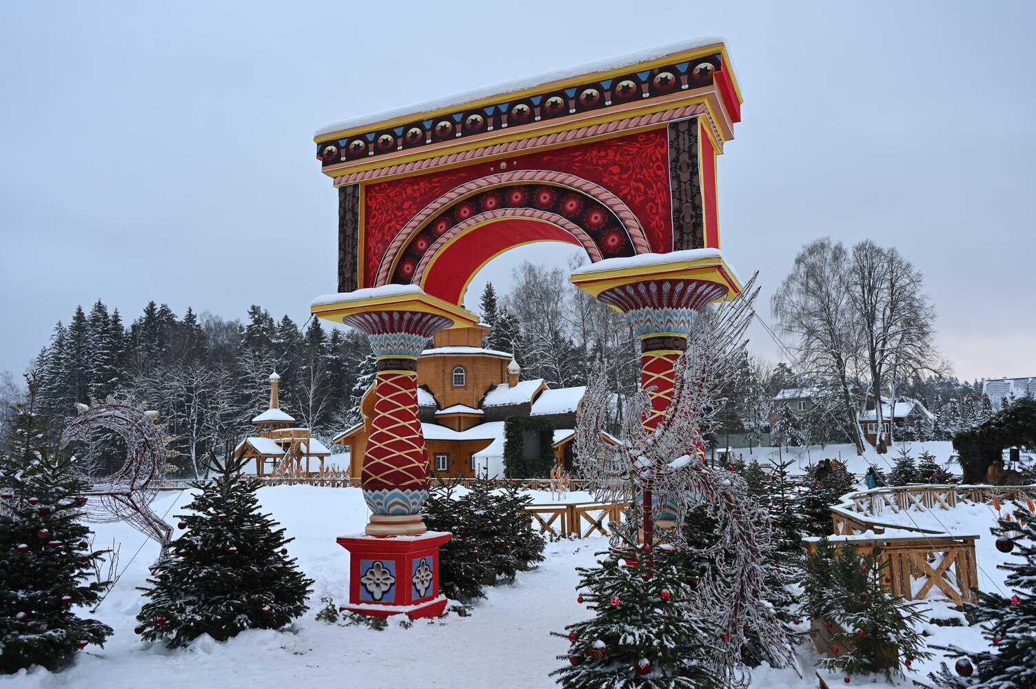 Серпухов готовится встречать Рождество: фото убранства храмов округа