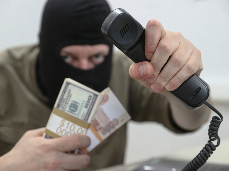 Осуждена группа аферистов, получавших деньги за выдачу водительских прав без экзаменов