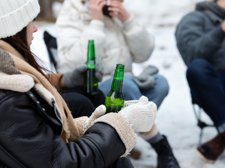 Кировчанам напомнили о запрете на распитие алкоголя в общественных местах