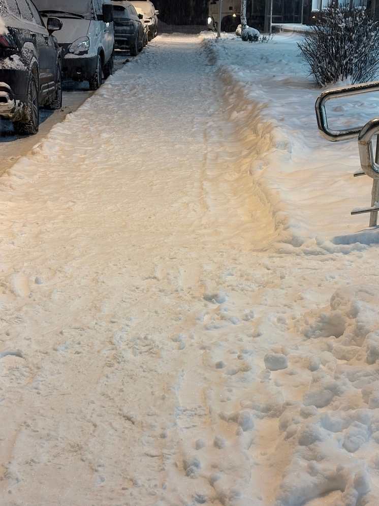 Калужские власти отчитались о работе коммунальщиков на 6 января