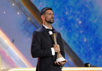 Новак Джокович отказался от участия в Adelaide International 2026, чтобы сосредоточиться на подготовке к Australian Open, где будет бороться за 11-й титул в Мельбурне и рекордный 25-й титул Большого шлема. Призовой фонд турнира увеличен до 74,9 млн долларов, победители получат по 2,8 млн. Основная сетка стартует 18 января.