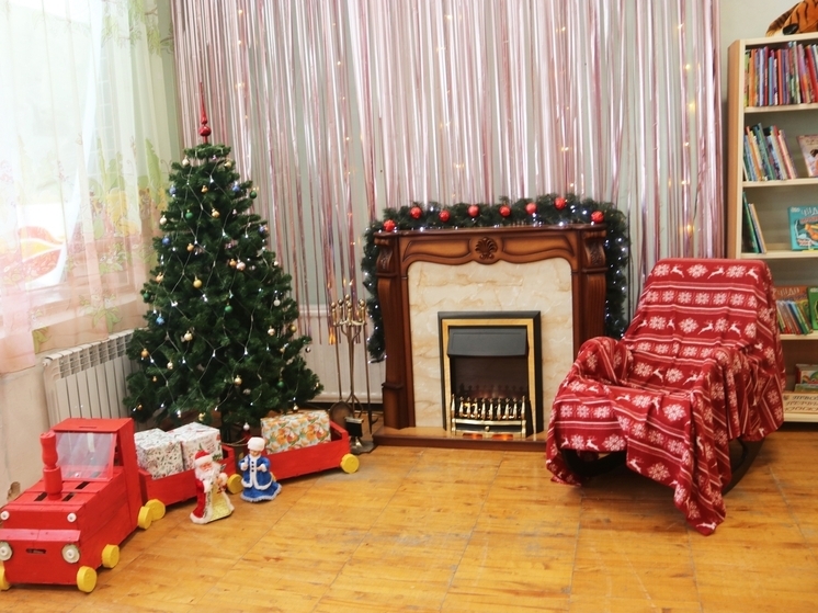 В Киришской Центральной библиотеке поселилась зимняя сказка