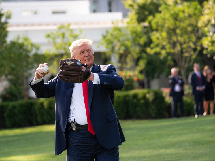 Трамп назвал Обаму худшим президентом в истории США