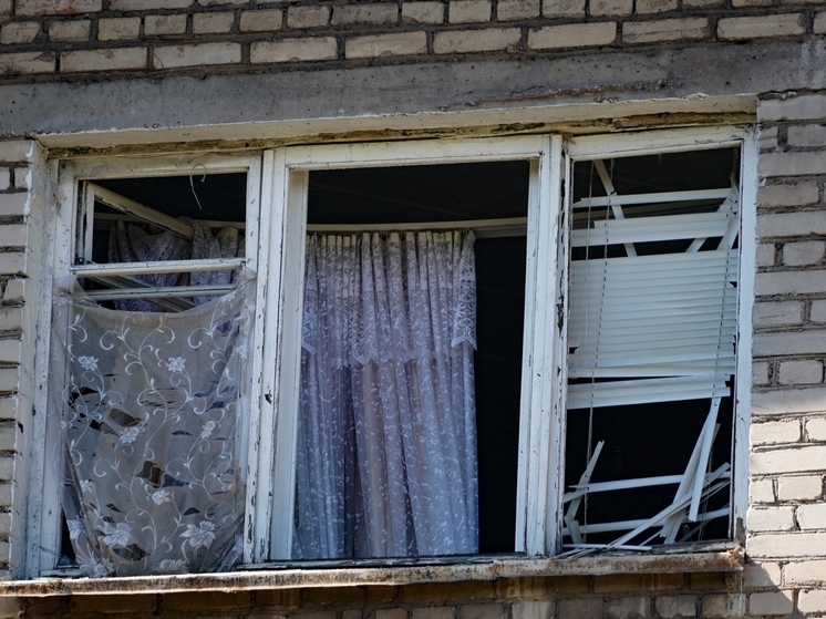 Дом на Комсомольской в Новомосковске восстанавливают после атаки БПЛА