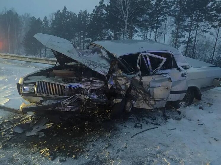 66-летний водитель погиб при лобовом столкновении на подъезде к Томску
