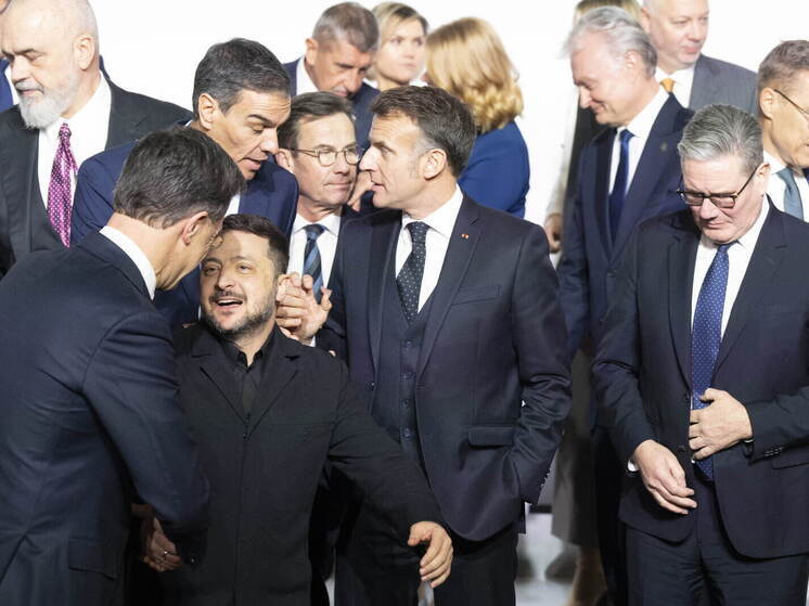 Стармер: коалиция желающих подписала декларацию о размещении войск на Украине