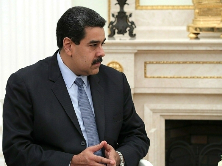 CNN: Мадуро мог получить травму головы, ударившись о дверной косяк