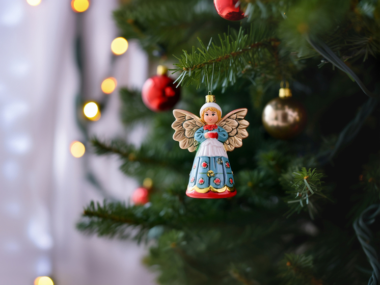 Губернатор Владимир Мазур поздравил томичей с Рождеством