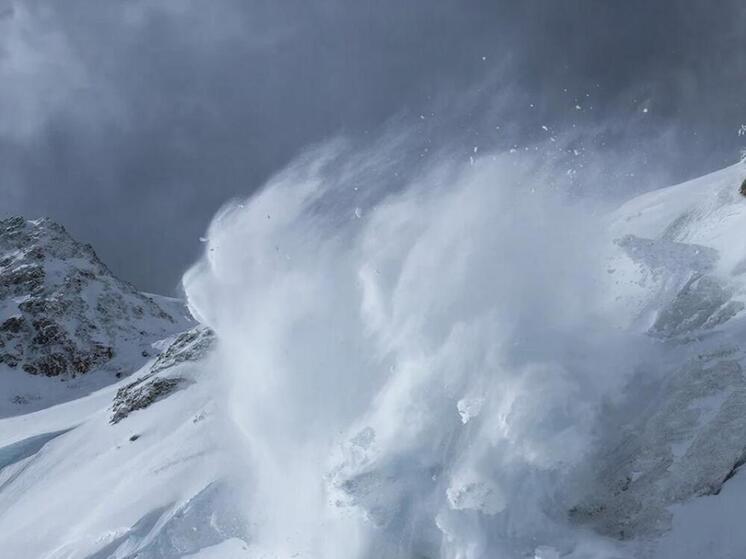 Южносахалинцев предупредили о лавинной опасности 8 января