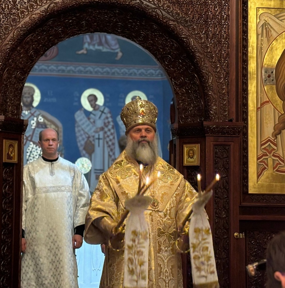 В Рождественскую ночь в Иванове главное богослужение прошло в Успенском соборе