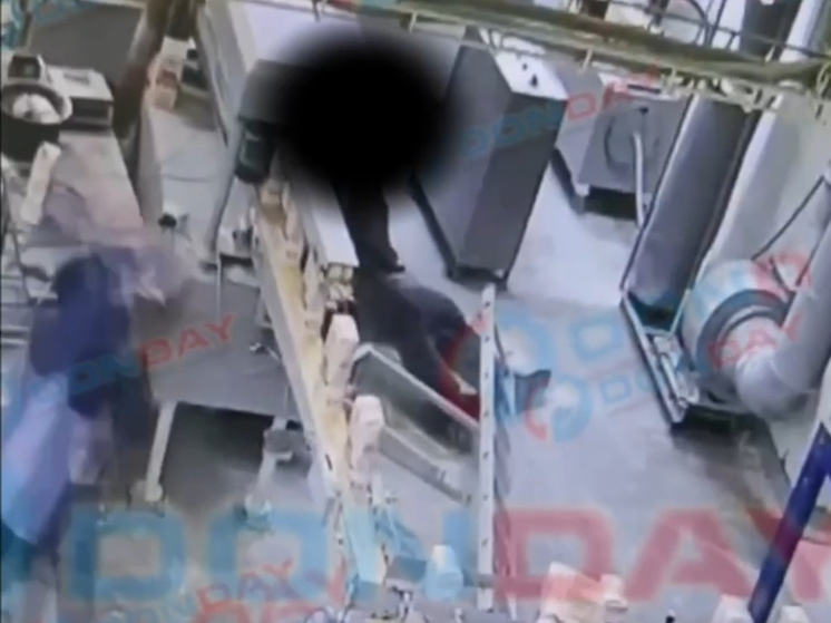 Рабочему с завода в Таганроге грозит ампутация из-за жутких ожогов