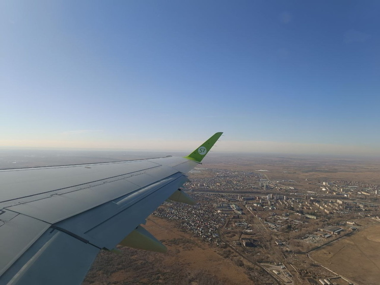 Аэропорт Омска утром парализовало массовыми задержками рейсов